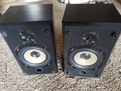 b&w 200 series speakers